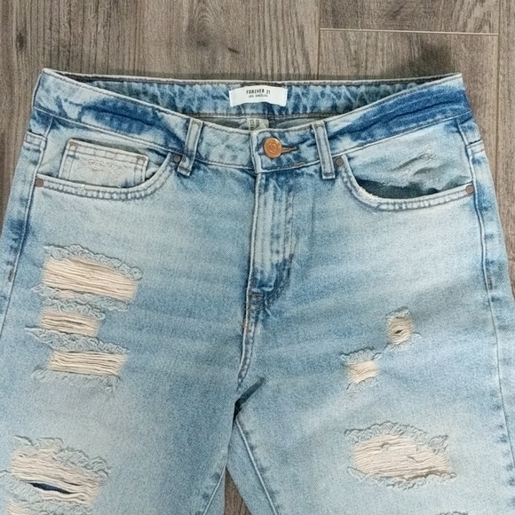 Forever 21 Distressed Boyfriend Jeans- Size 26 - Picture 3 of 6